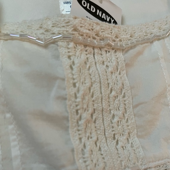 Women’s Old Navy pajama set - Picture 4 of 8